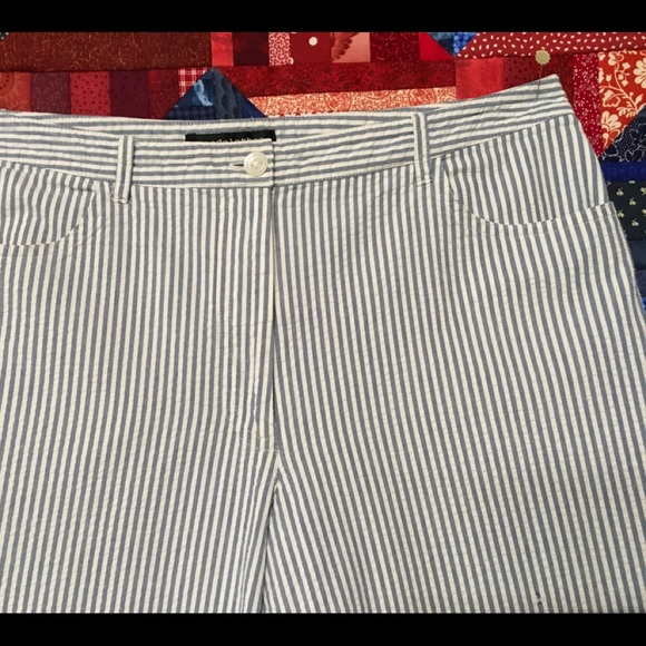 Seersucker capris. Blue and white stripes. - Picture 4 of 6
